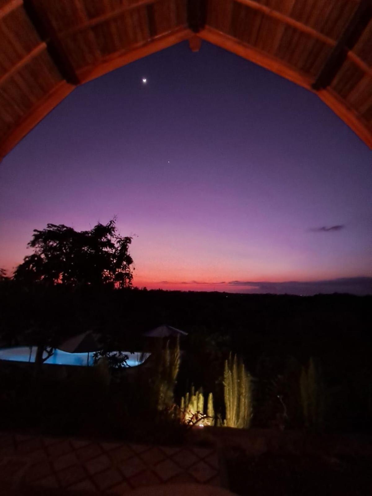 Kubuhill Sunset Bungalow Toyapakeh Ngoại thất bức ảnh