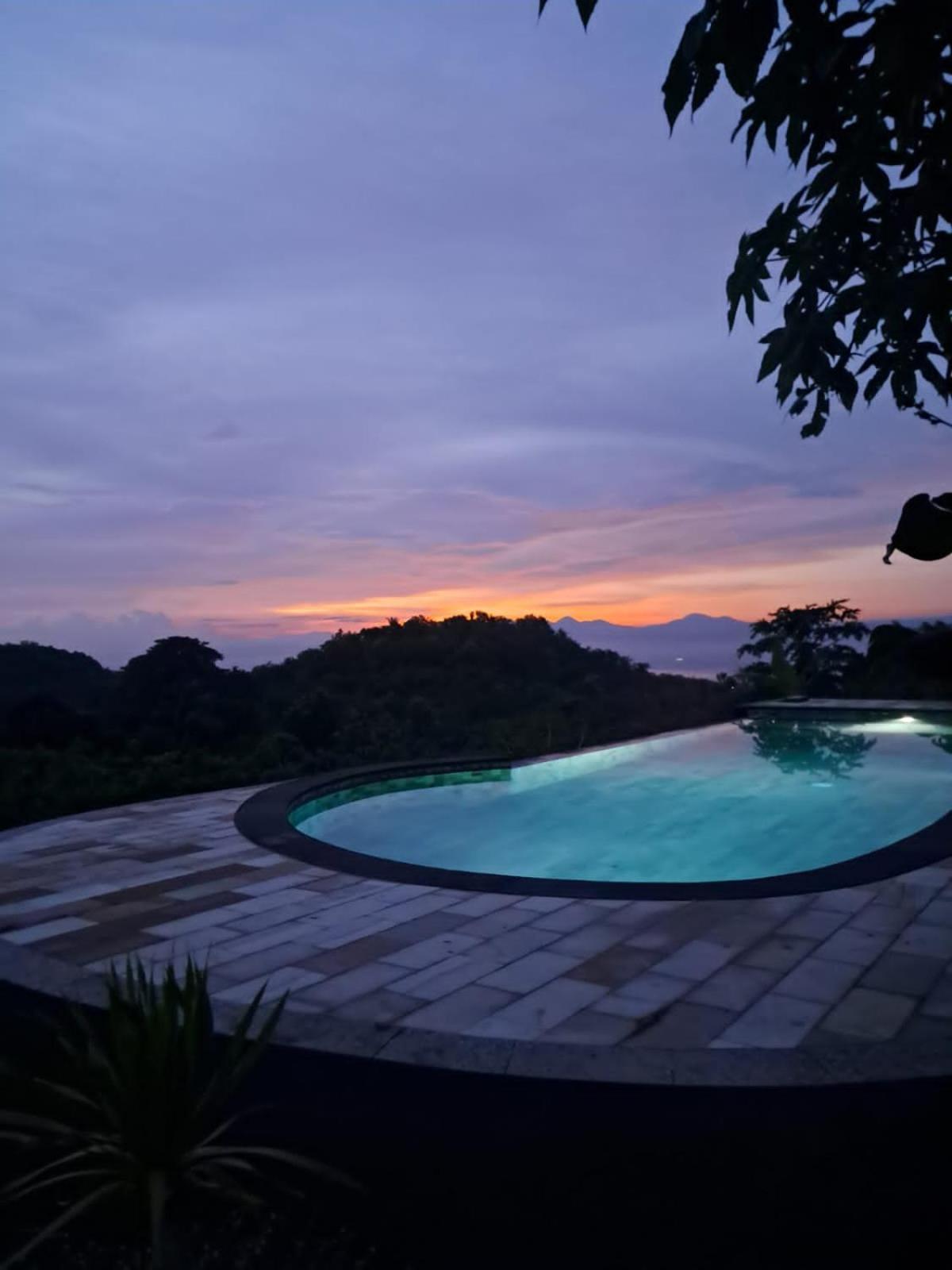 Kubuhill Sunset Bungalow Toyapakeh Ngoại thất bức ảnh